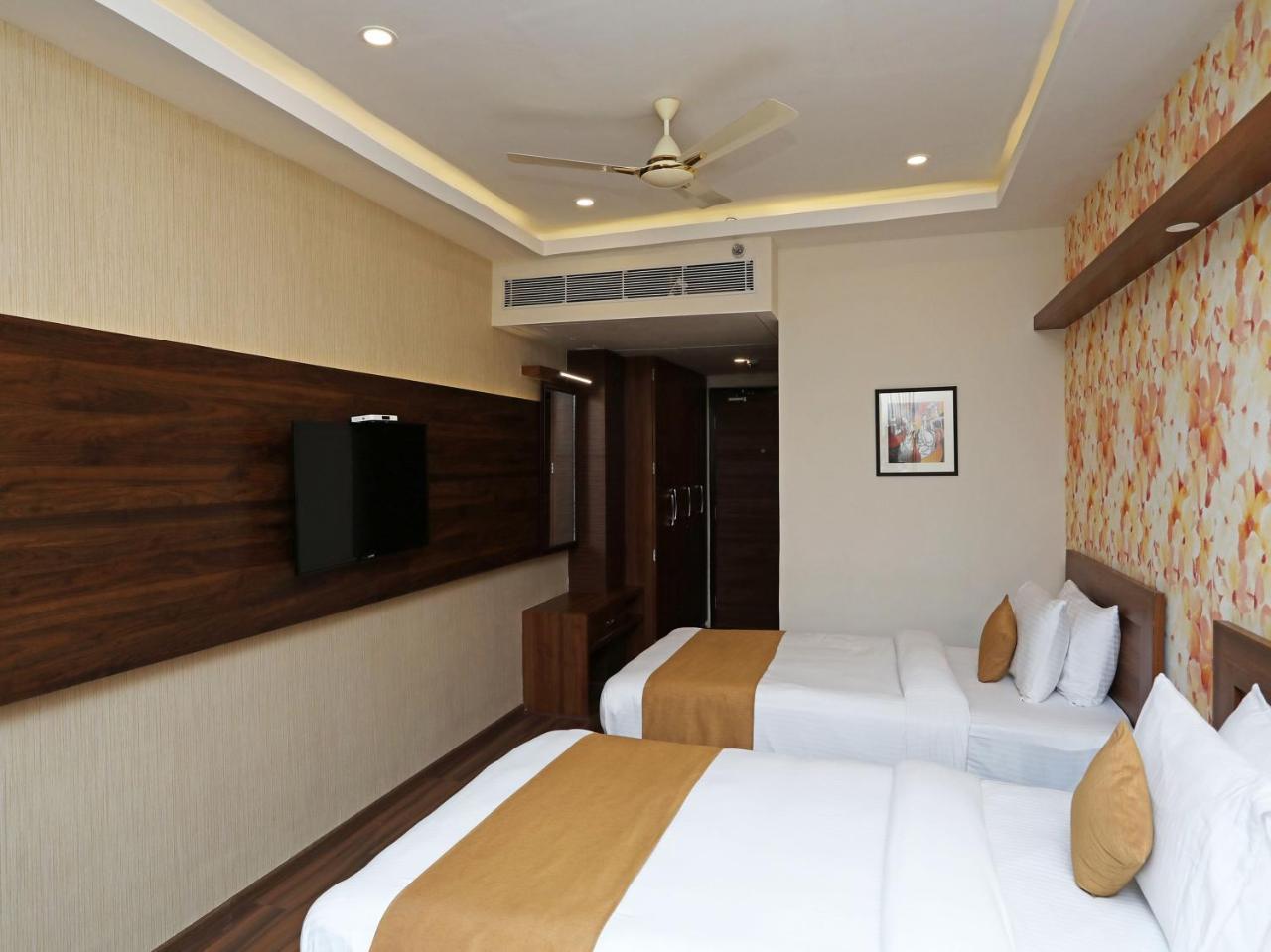 Oyo 16835 Stayotel Kolkata Airport Dış mekan fotoğraf