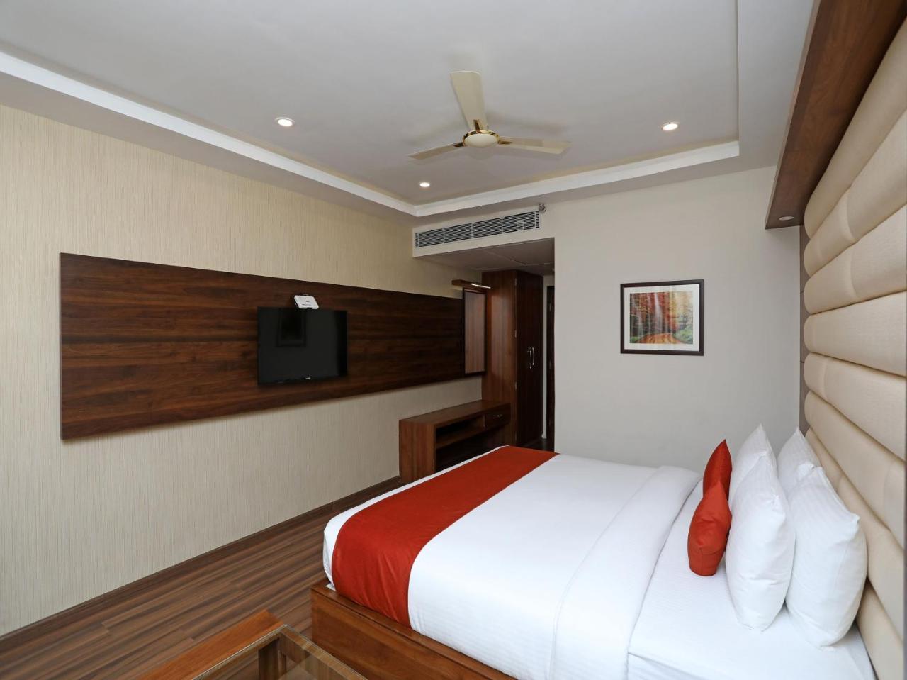 Oyo 16835 Stayotel Kolkata Airport Dış mekan fotoğraf